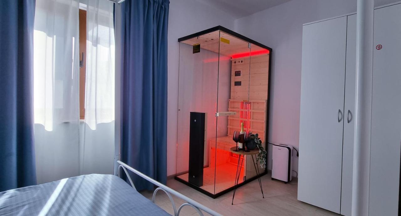 Amurresidence 51 Sauna Barbeque Parking Iasi Bagian luar foto
