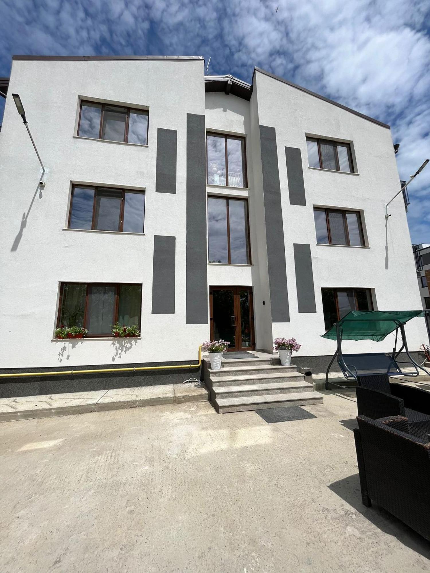 Amurresidence 51 Sauna Barbeque Parking Iasi Bagian luar foto
